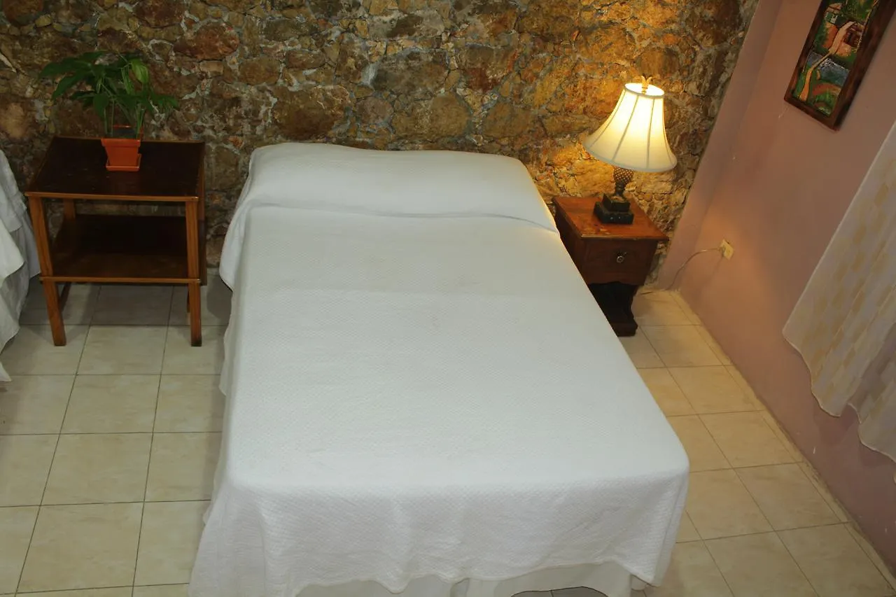 Bungalow Hotel Lakou Breda Cap-Haitien 3*,