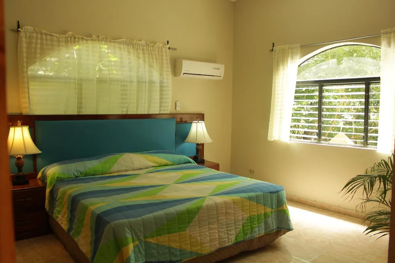 Bungalow Hotel Lakou Breda Cap-Haitien 3*,  Haiti